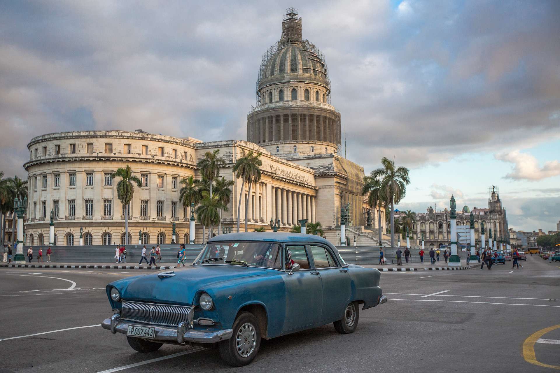 Mirando al Futuro – La Habana